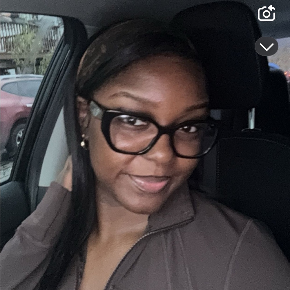 Meet your Posher, Imani